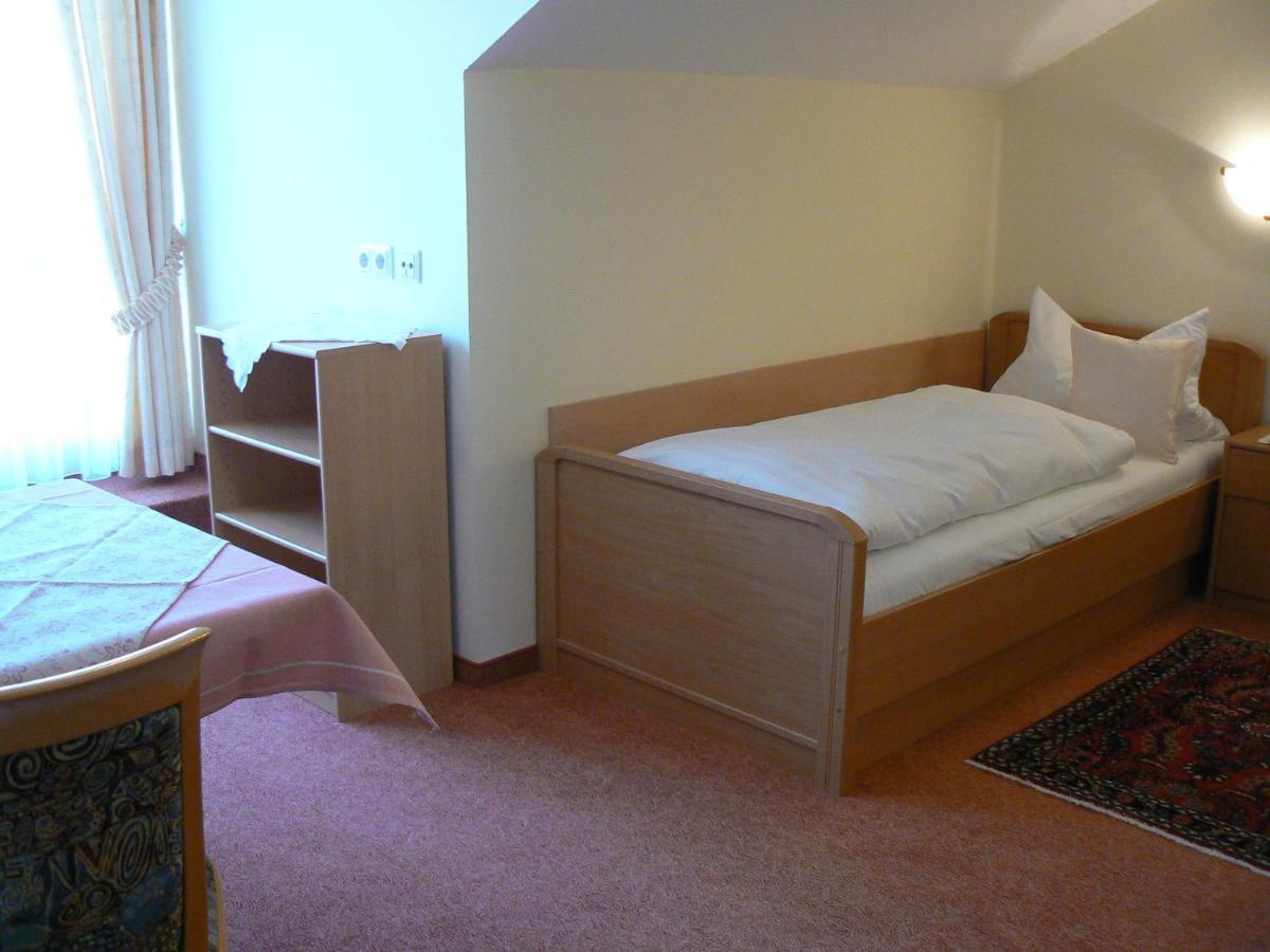 Haus Evelyn / Haus Heidemarie Hotel Bad Füssing Habitación foto