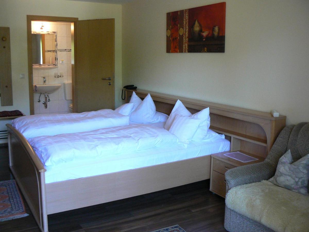 Haus Evelyn / Haus Heidemarie Hotel Bad Füssing Habitación foto